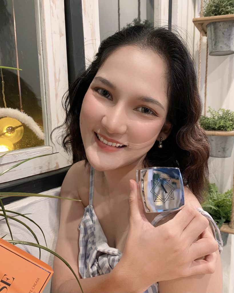 ครีมทาหน้าก่อนนอน